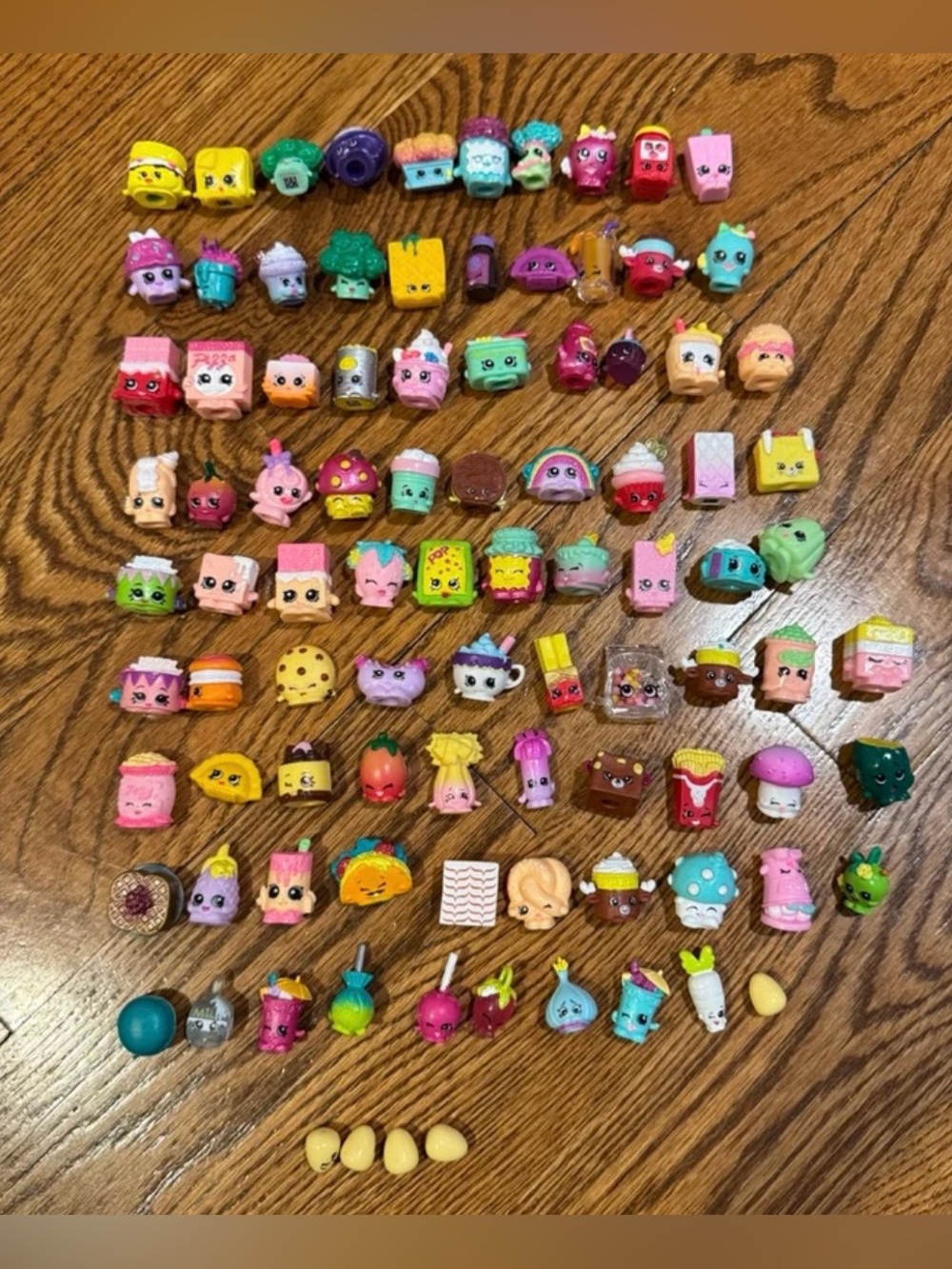 Lot of 94 Shopkins food mini figures / food figures